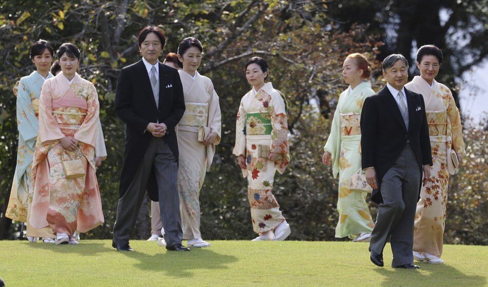 El emperador Naruhito y la emperatriz Masako organizan la fiesta en el jardin de otono de 2024 02 - El Emperador Naruhito y la Emperatriz Masako Presiden la Fiesta de Otoño en el Jardín Imperial