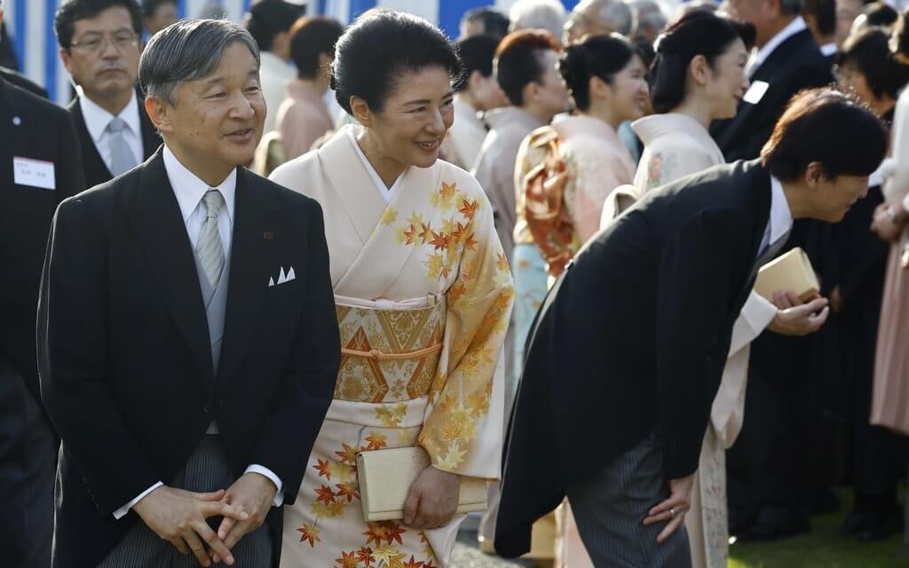 El emperador Naruhito y la emperatriz Masako organizan la fiesta en el jardin de otono de 2024 07 - El Emperador Naruhito y la Emperatriz Masako Presiden la Fiesta de Otoño en el Jardín Imperial