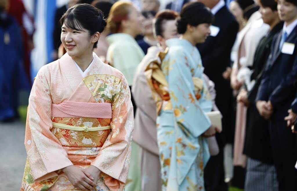 El emperador Naruhito y la emperatriz Masako organizan la fiesta en el jardin de otono de 2024 09 - El Emperador Naruhito y la Emperatriz Masako Presiden la Fiesta de Otoño en el Jardín Imperial