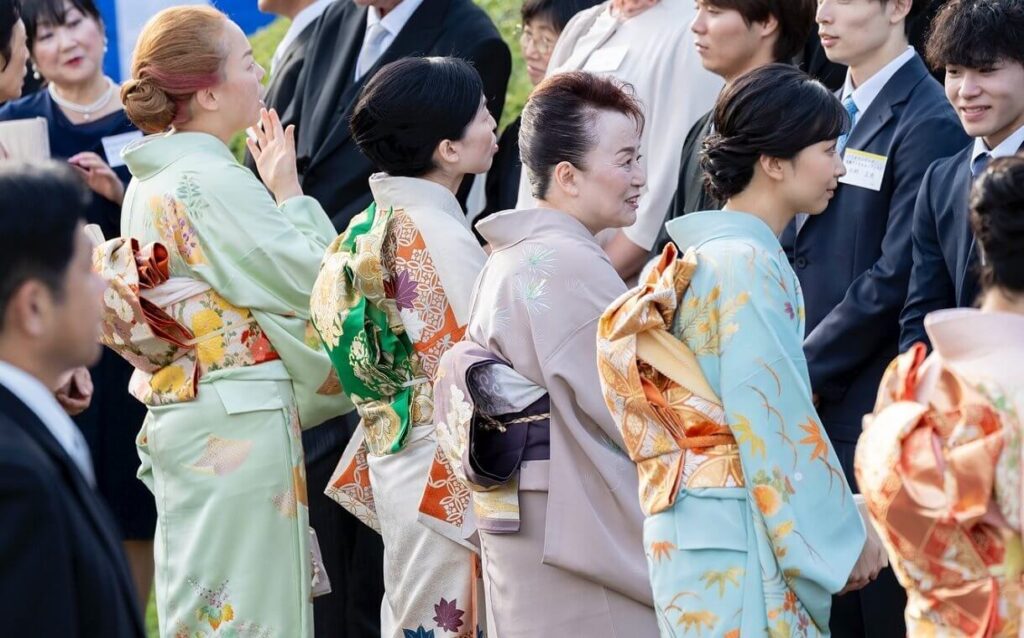 El emperador Naruhito y la emperatriz Masako organizan la fiesta en el jardin de otono de 2024 11 1024x638 - El Emperador Naruhito y la Emperatriz Masako Presiden la Fiesta de Otoño en el Jardín Imperial