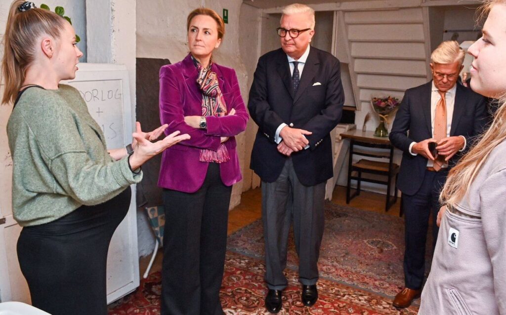 El principe Laurent y la princesa Claire asisten a un espectaculo de danza en Gante 2 1024x638 - El príncipe Laurent y la princesa Claire celebran la danza en Gante