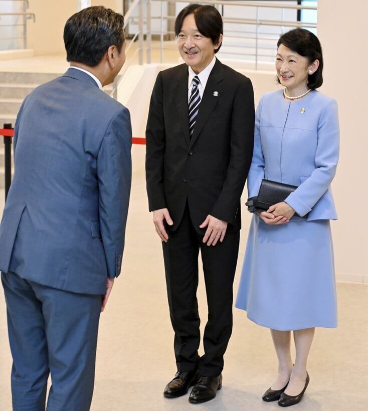 El principe heredero Akishino y la princesa Kiko visitan el estadio Saga 3 - El Príncipe Heredero Akishino y la Princesa Kiko: Apoyo a la Inclusión en el Estadio Saga