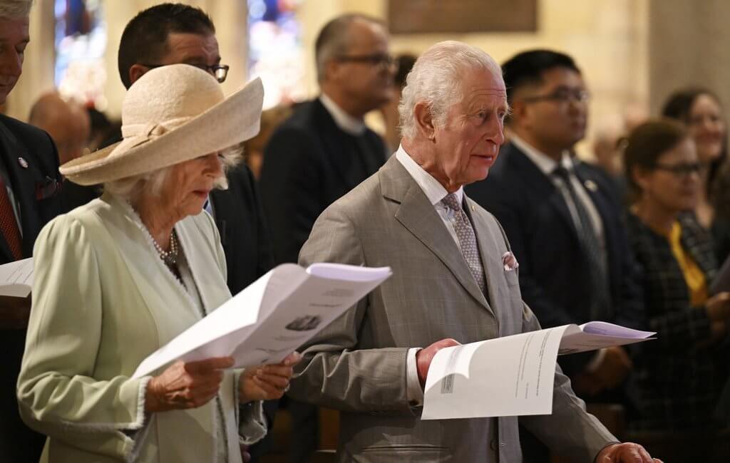 El rey Carlos y la reina Camila asisten a un servicio religioso en Sidney 4 - El Rey Carlos III y la Reina Camila participan en un solemne servicio religioso en Sídney