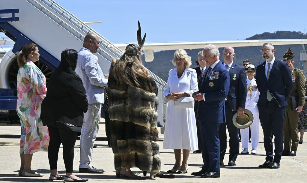 El rey Carlos y la reina Camila llegan a la capital de Australia Canberra 2 - El Rey Carlos y la Reina Camila llegan a la capital de Australia, Canberra