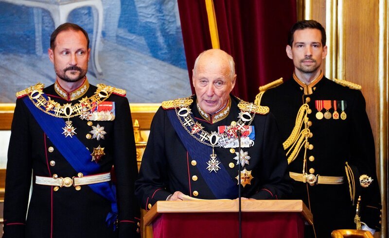 El rey Harald de Noruega 2 - El Rey Harald de Noruega inaugura la 169.ª sesión del Storting: un momento clave en la democracia noruega