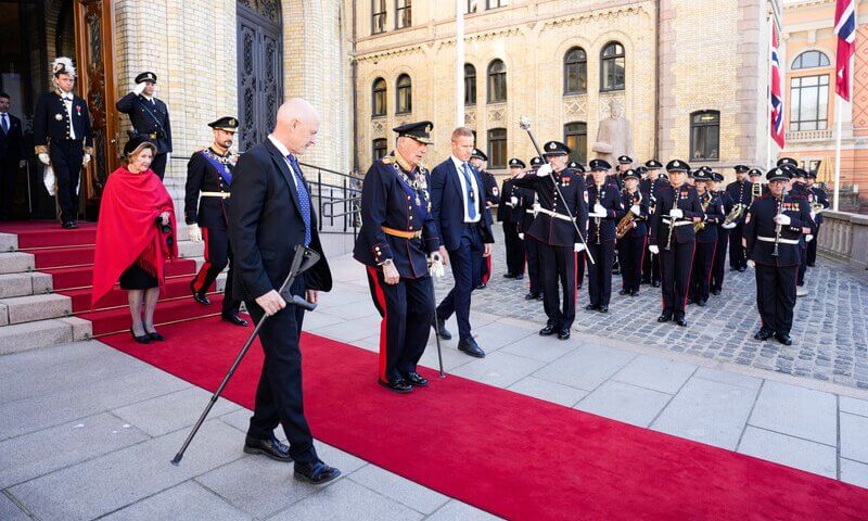 El rey Harald de Noruega 5 - El Rey Harald de Noruega inaugura la 169.ª sesión del Storting: un momento clave en la democracia noruega