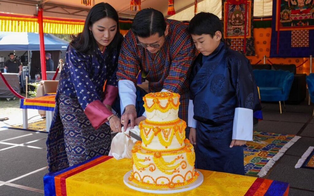 El rey Jigme Khesar y la reina Jetsun Pema visitan Australia 04 1024x638 - El rey Jigme Khesar y la reina Jetsun Pema visitan Australia