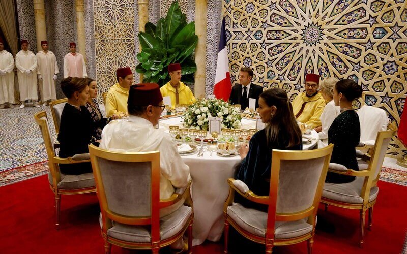 El rey Mohammed VI ofrece una cena de Estado para el presidente frances y la primera dama 4 - El Rey Mohammed VI ofrece una Cena de Estado en honor al Presidente de Francia y la Primera Dama