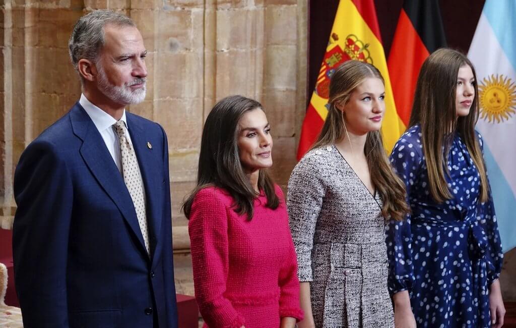 La Familia Real asiste a la recepcion de los Premios Princesa de Asturias 2024 4 - La Familia Real Española Asiste a la Recepción de los Premios Princesa de Asturias 2024