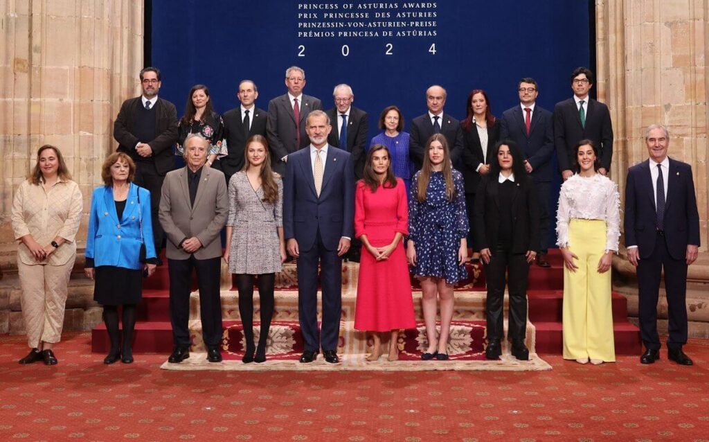 La Familia Real asiste a la recepcion de los Premios Princesa de Asturias 2024 7 1024x638 - La Familia Real Española Asiste a la Recepción de los Premios Princesa de Asturias 2024