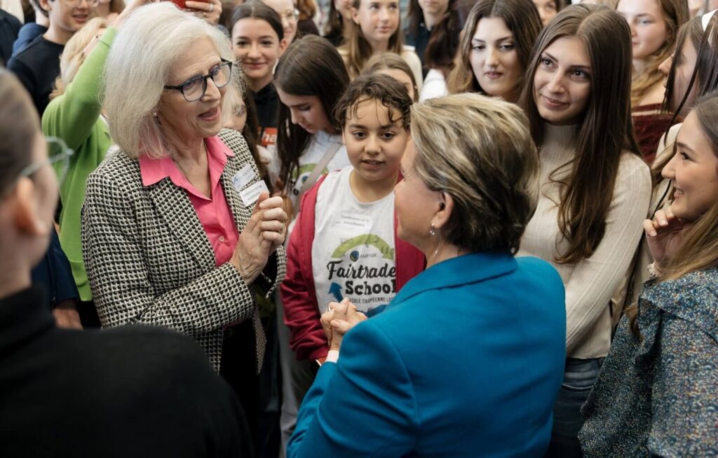 La Gran Duquesa Maria Teresa visita la Escuela Europea de Mamer 3 1024x653 - La Gran Duquesa María Teresa visita la Escuela Europea de Mamer