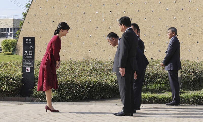 La Princesa Kako en la 13ª Exposición Internacional de Cerámica