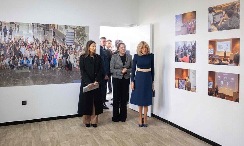 La Princesa Lalla Hasna y Brigitte Macron visitan el Gran Teatro de Rabat 09 - La Princesa Lalla Hasna y Brigitte Macron visitan el Gran Teatro de Rabat