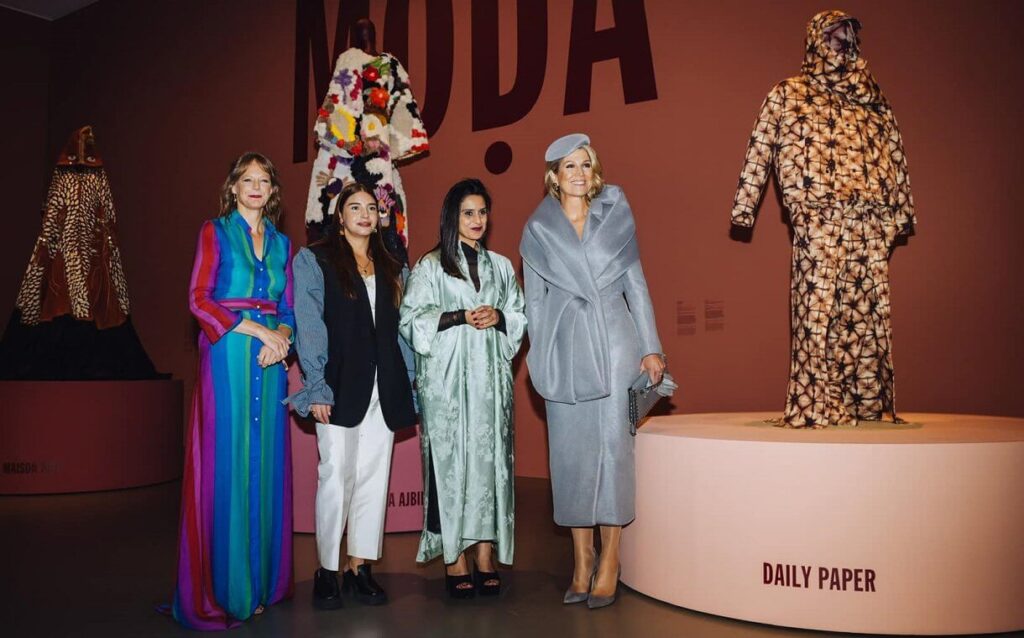 La Reina Maxima inaugura la exposicion de moda MODA en el Museo Central 07 1024x638 - La Reina Máxima inaugura la exposición de moda MODA en el Museo Central de Utrecht