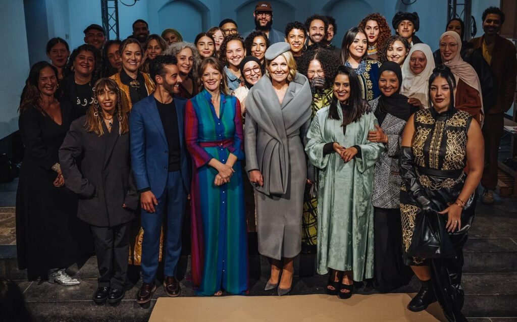 La Reina Maxima inaugura la exposicion de moda MODA en el Museo Central 09 1024x638 - La Reina Máxima inaugura la exposición de moda MODA en el Museo Central de Utrecht