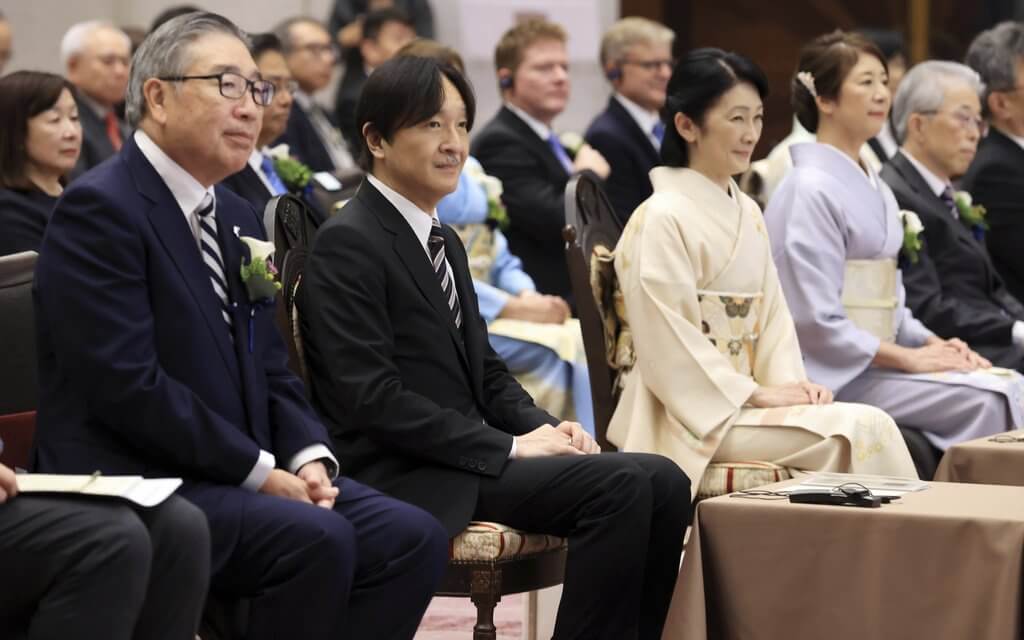 La pareja de principes herederos de Japon asiste a la ceremonia del Premio Planeta Azul 2024 3 - La pareja de príncipes herederos de Japón asiste a la ceremonia del Premio Planeta Azul 2024