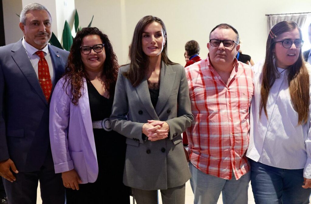 La reina Letizia asiste al acto central del Dia Mundial de la Salud Mental 20246 1024x671 - La Reina Letizia en el acto central del Día Mundial de la Salud Mental 2024