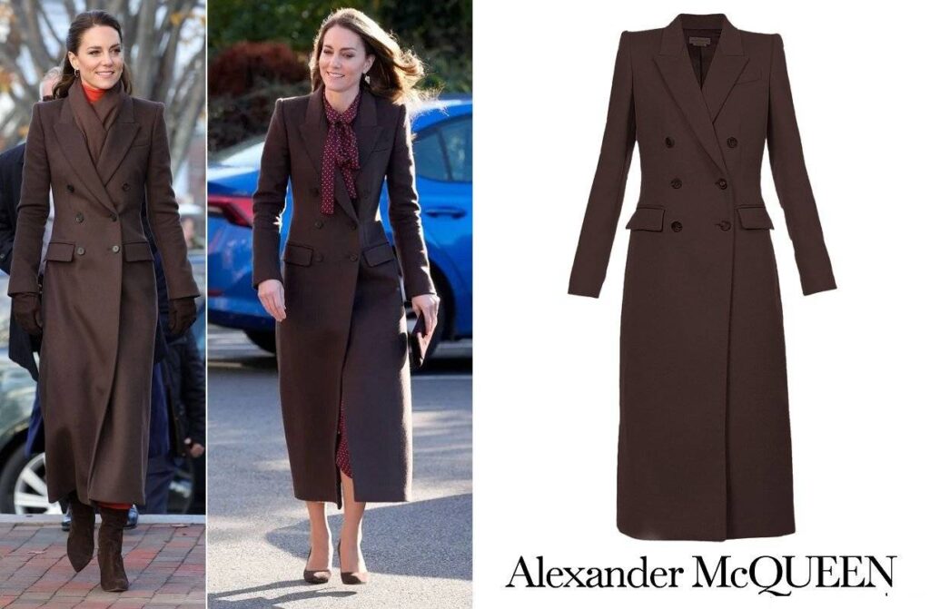 Abrigo de lana cruzado de Alexander McQueen