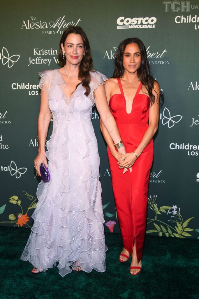 LOS ANGELES, CALIFORNIA – OCTOBER 05: (L-R) Kelly Zajfen and Meghan, Duchess of Sussex attend the Children’s Hospital Los Angeles Gala 2024 at JW Marriott LA Live on October 05, 2024 in Los Angeles, California. (Photo by Matt Winkelmeyer/Getty Images for Children’s Hospital Los Angeles)







LOS ANGELES, CALIFORNIA – OCTOBER 05: Meghan, Duchess of Sussex attends the 2024 Children’s Hospital Los Angeles (CHLA) Gala at L.A. Live Event Deck Top Floor Of The West Lot on October 05, 2024 in Los Angeles, California. (Photo by Tommaso Boddi/Getty Images)



Meghan, Duchess of Sussex at the 2024 CHLA Gala held at the L.A. Live Event Deck on October 5, 2024 in Los Angeles, California. (Photo by Alberto Rodriguez/Variety via Getty Images)