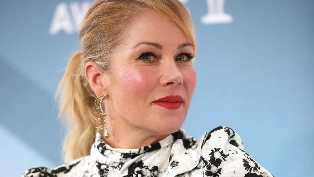 Christina Applegate 1 1024x576 - Christina Applegate comparte el doloroso impacto de la esclerosis múltiple: "Me acuesto gritando de dolor"