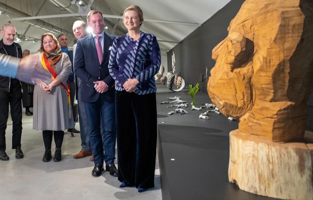 El Principe Guillaume y la Princesa Stephanie abren la exposicion Mystesch en Mons 5 - El Príncipe Guillermo y la Princesa Estefanía inauguran la exposición «Mystesch» en Mons