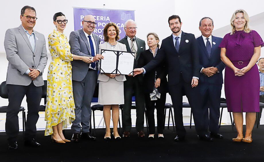 El Rey Carlos Gustavo y la Reina Silvia visitan la Fundacion para la Infancia en Brasil 3 - Visita Real en Brasil: El Rey Carlos Gustavo y la Reina Silvia recorren la Fundación Mundial para la Infancia