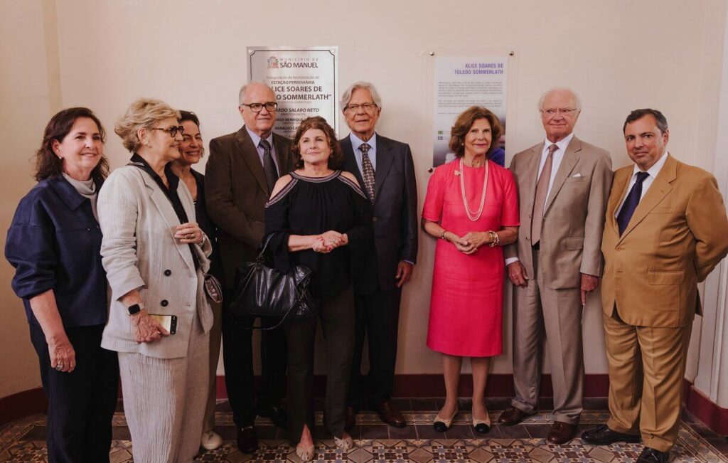 El Rey Carlos Gustavo y la Reina Silvia visitan la Fundacion para la Infancia en Brasil 5 1024x651 - Visita Real en Brasil: El Rey Carlos Gustavo y la Reina Silvia recorren la Fundación Mundial para la Infancia