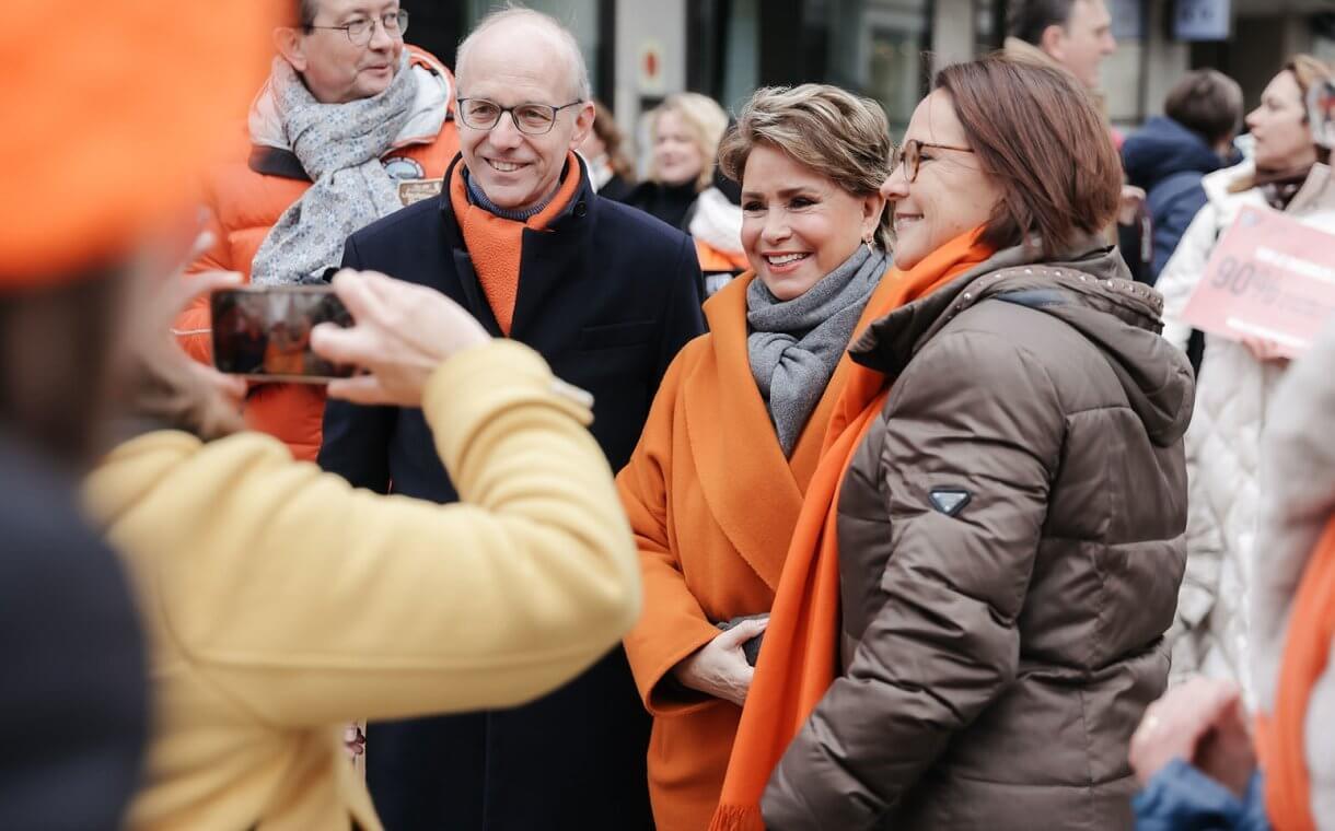 La Gran Duquesa María Teresa participa en la Caminata Solidaria de la Semana Naranja 2024