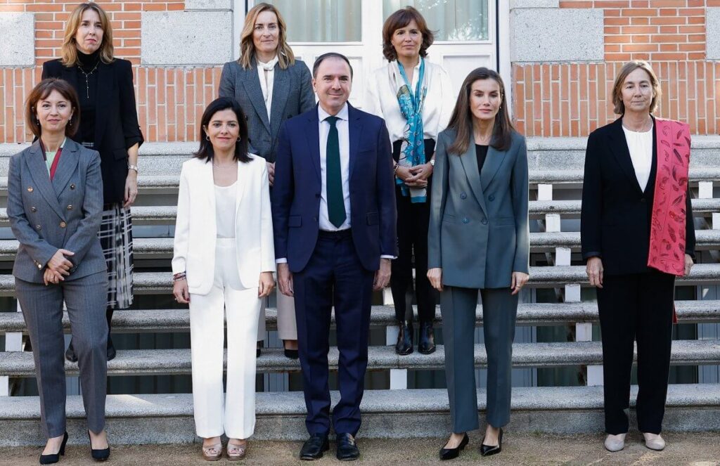 La Reina Letizia recibe a representantes de Code.org y la AEP 2 1024x663 - La Reina Letizia Recibe a Representantes de Code.org y la AEP en el Palacio de la Zarzuela