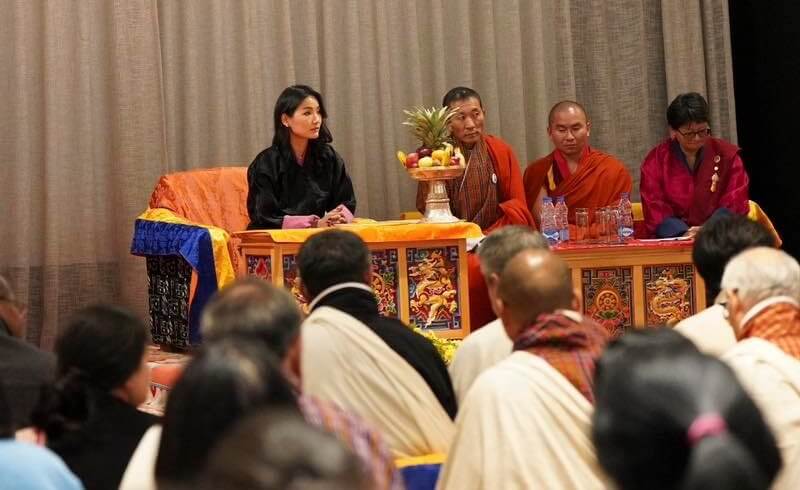 La reina Jetsun Pema asiste a la ceremonia de clausura del Simposio PEMA 2 - La Reina Jetsun Pema Clausura el Primer Simposio Nacional de Salud Mental en Bután