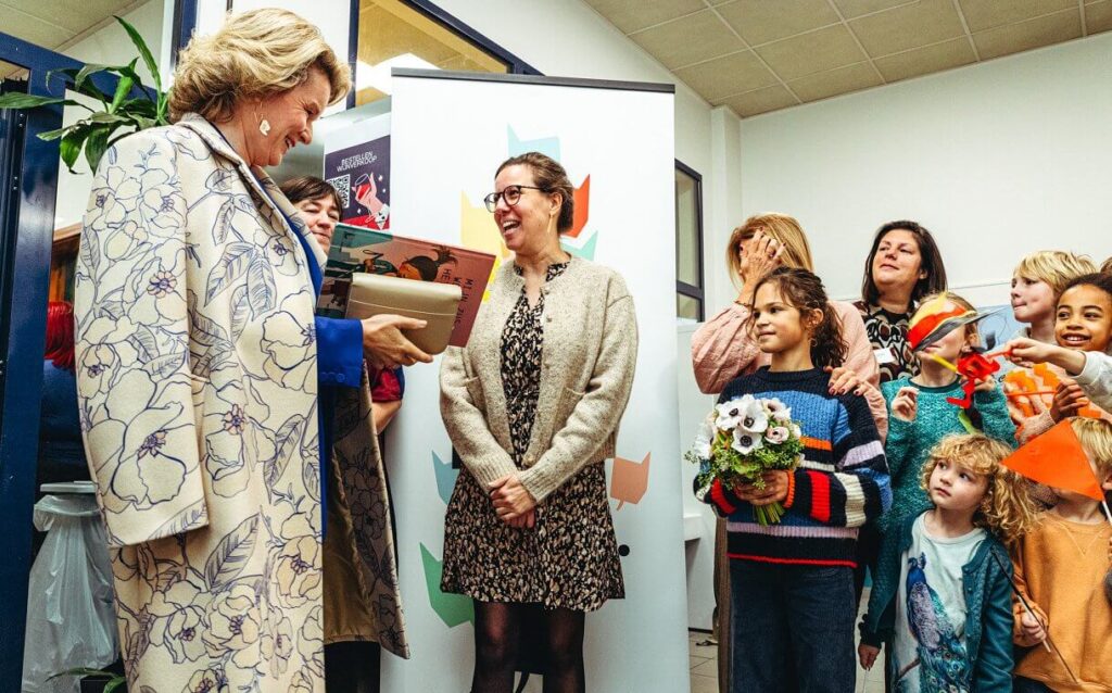 La reina Matilde visita la escuela Desire Van Monckhoven de Gante 02 1024x638 - La Reina Matilde visita la escuela Désiré Van Monckhoven en Gante