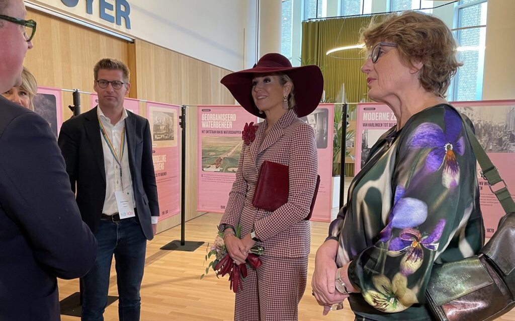 La reina Maxima asiste a la celebracion del 50 aniversario del NOM en Assen 4 1024x638 - La Reina Máxima celebra el 50 aniversario de la NOM en Assen, impulsando el desarrollo económico del norte de los Países Bajos