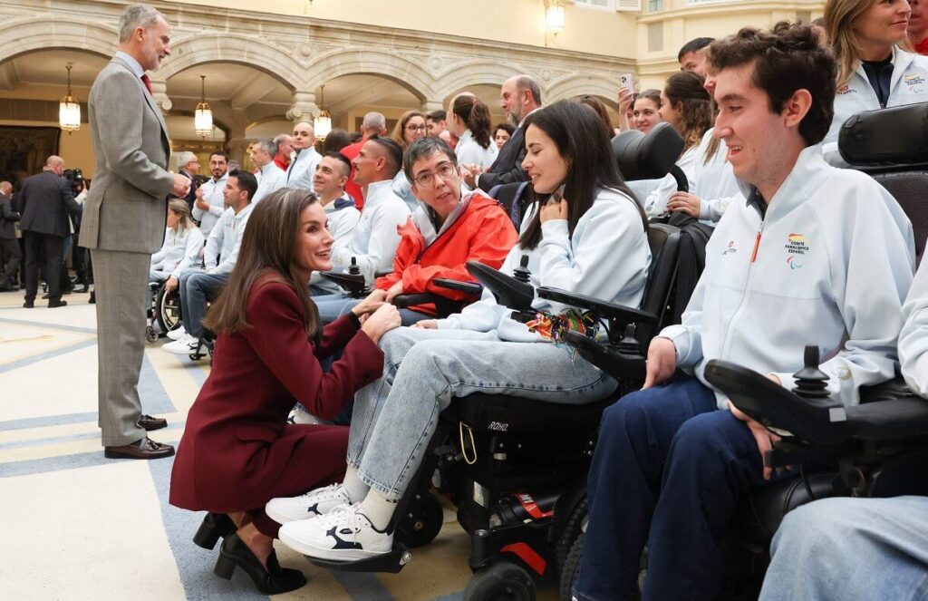 Los Reyes de Espana ofrecen una recepcion a los atletas olimpicos y paralimpicos 5 1024x663 - Los Reyes de España ofrecen una recepción a los atletas olímpicos y paralímpicos