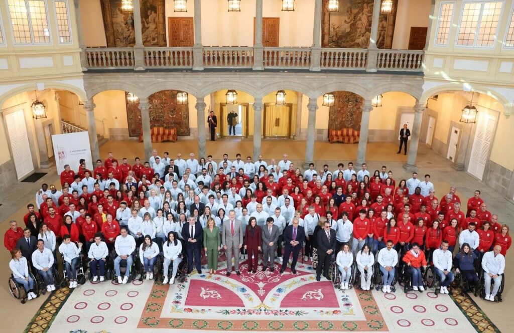 Los Reyes de Espana ofrecen una recepcion a los atletas olimpicos y paralimpicos 8 1024x664 - Los Reyes de España ofrecen una recepción a los atletas olímpicos y paralímpicos