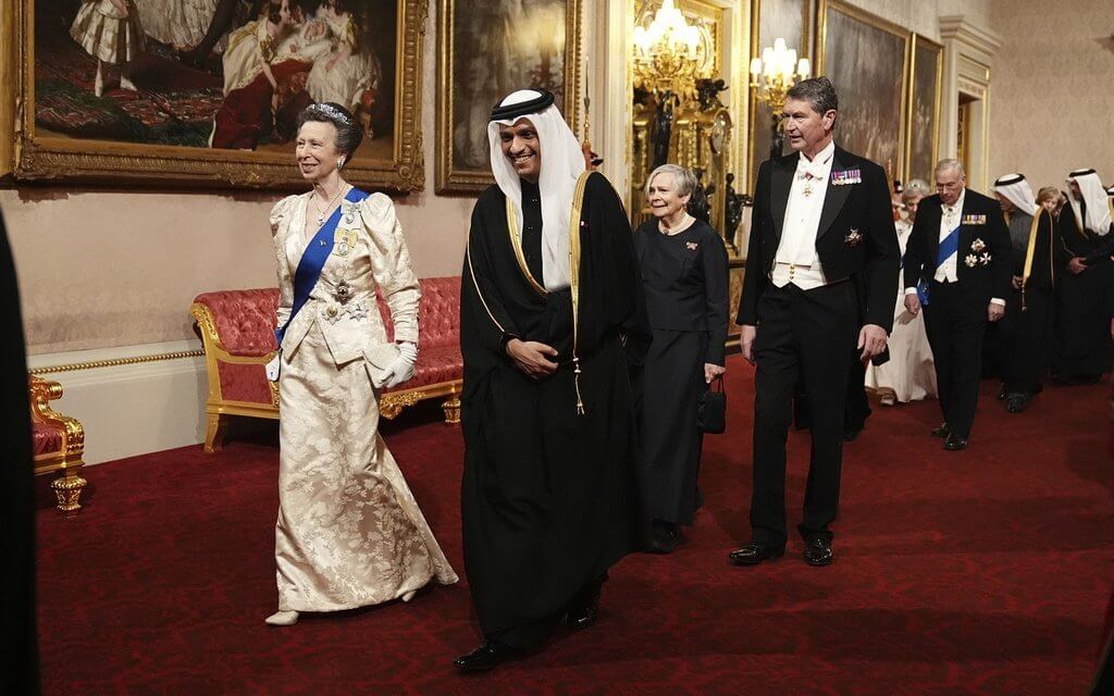 El rey Carlos y la reina Camila ofrecen un banquete de Estado para el emir de Qatar 03 - El Rey Carlos y la Reina Camila ofrecen un Banquete de Estado para el Emir de Qatar