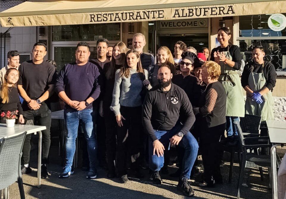 La Familia Real Espanola visita las zonas de Valencia afectadas por la DANA4 - La Familia Real Española brinda apoyo tras la DANA en Valencia