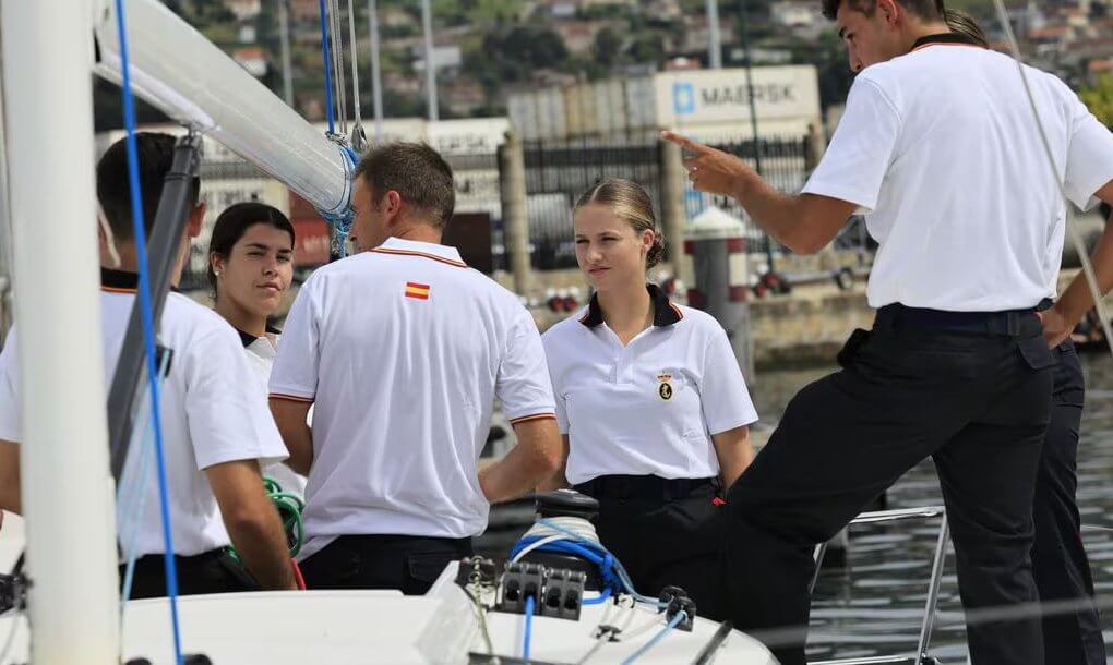 La Princesa Leonor visitara ocho paises a bordo del buque escuela Elcano 3 - La Princesa Leonor embarcará en el buque escuela Elcano para visitar ocho países