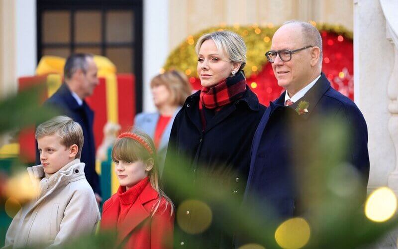 La familia principesca de Monaco acoge la fiesta de Navidad infantil de 2024 2 - La Fiesta de Navidad Infantil 2024: Tradición y Magia en el Palacio de Mónaco