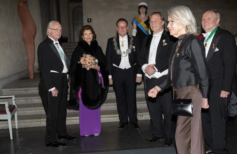 El Rey y la Reina de Suecia asisten a la Real Academia Sueca de Agricultura 3 - Los reyes de Suecia asisten a la Real Academia Sueca de Agricultura