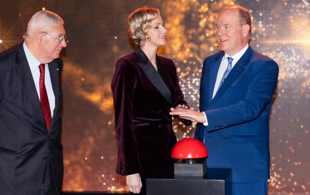 El principe Alberto y la princesa Charlene celebran el 25o aniversario del Grimaldi Forum 5 1024x646 - El Príncipe Alberto y la Princesa Charlene conmemoran el 25º aniversario del Grimaldi Forum de Mónaco