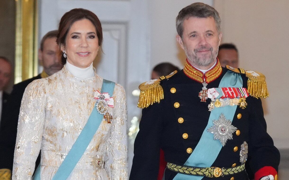 Las tradicionales recepciones de Año Nuevo organizadas por el rey Federico y la reina María