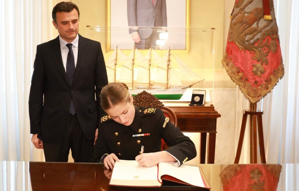 La Princesa Leonor visita Cadiz en el marco de un ejercicio de formacion naval 2 1024x655 - La Princesa Leonor visita Cádiz en el marco de un ejercicio de formación naval