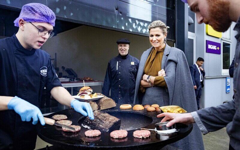 La Reina Maxima visita el Instituto de Formacion Alimentaria de la SVO en Houten 5 - La Reina Máxima realiza una visita oficial al Instituto de Formación Alimentaria de la SVO en Houten