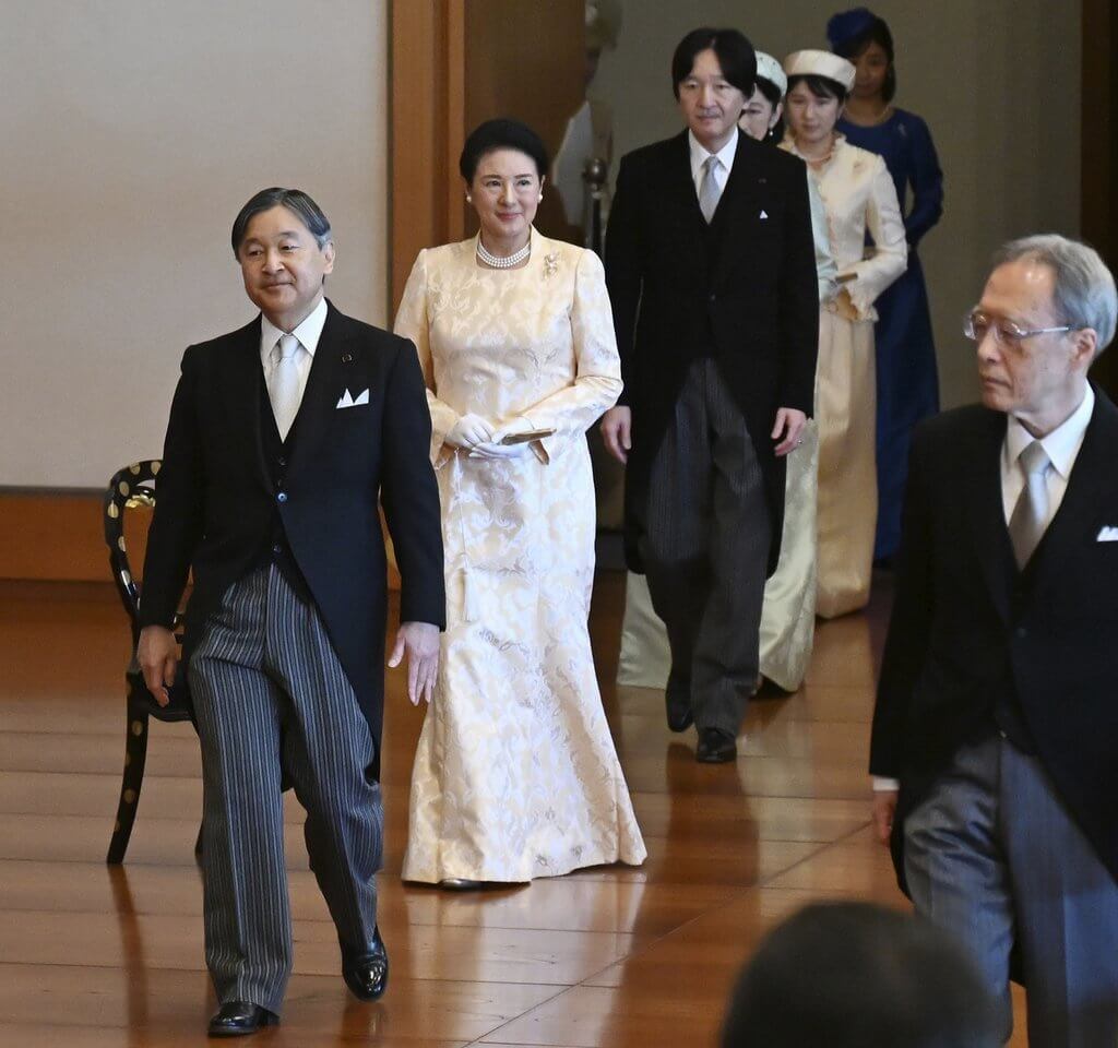 La familia imperial de Japon asiste a la ceremonia de poesia del Ano Nuevo 2025 3 1 - La familia imperial de Japón asiste a la ceremonia de poesía del Año Nuevo 2025