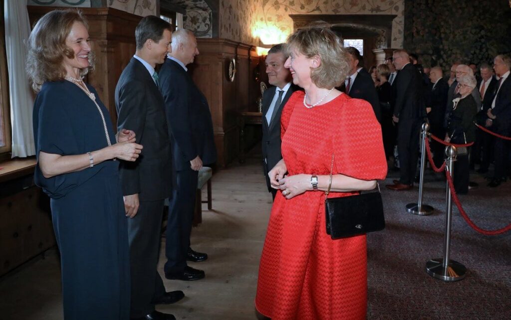 La familia principesca de Liechtenstein organiza la tradicional recepcion de Ano Nuevo 2 1024x642 - La Familia Principesca de Liechtenstein Celebra la Tradicional Recepción de Año Nuevo