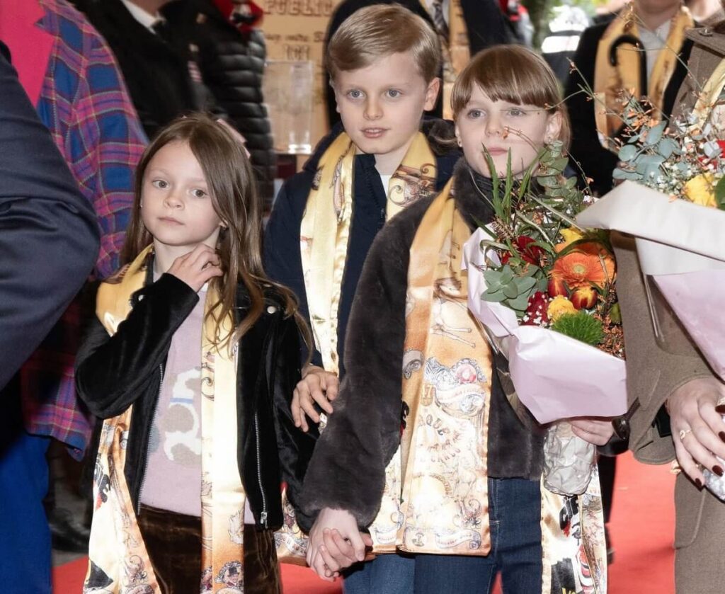 La familia principesca de Monaco asiste al tercer dia del 47o Festival del Circo 3 1024x839 - La familia principesca de Mónaco deslumbra en el tercer día del 47º Festival Internacional del Circo