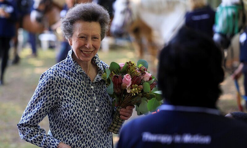 La princesa Ana visita SARDA en Ciudad del Cabo durante su viaje oficial a Sudáfrica