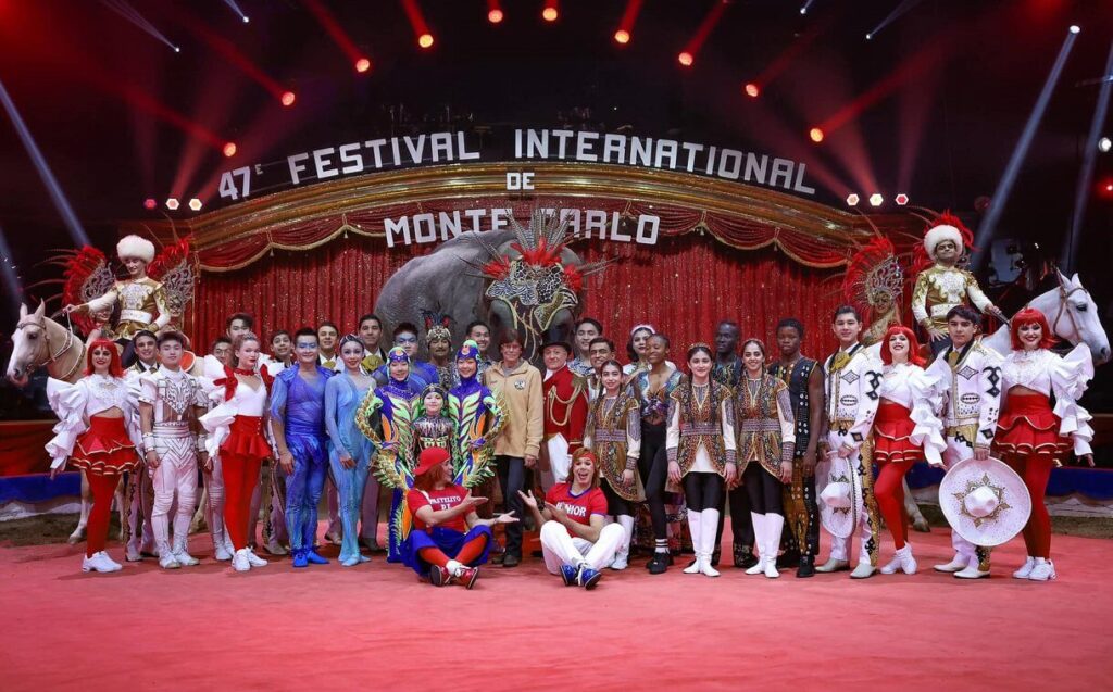 La princesa Estefania asiste al lanzamiento del 47o Festival de Circo 2 1024x637 - La Princesa Estefanía de Mónaco inaugura con esplendor el 47º Festival Internacional de Circo de Montecarlo