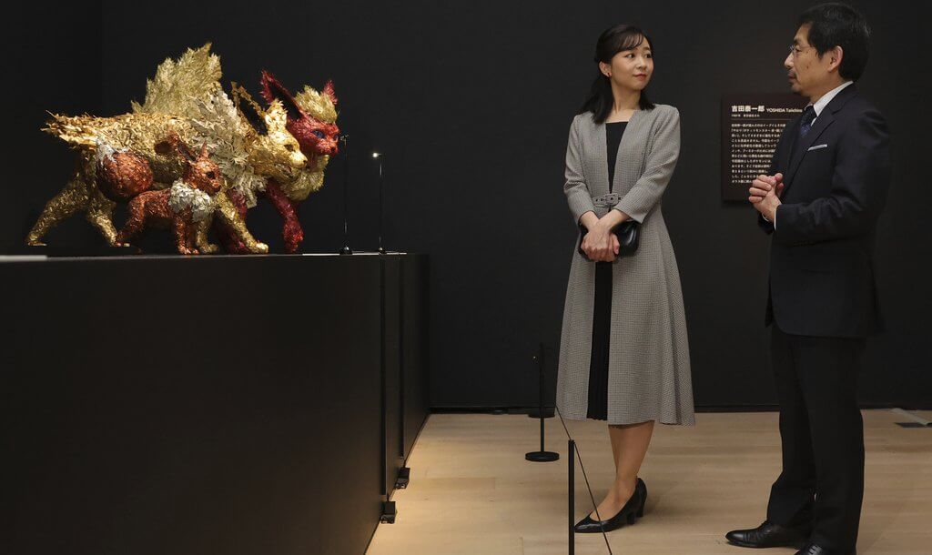 La princesa Kako de Japón deslumbra en su visita a la galería Azabudai Hills en Tokio