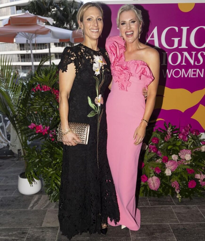 Zara Tindall asiste al evento Magic Millions en Queensland 4 870x1024 - Zara Tindall y su presencia en el evento Magic Millions 2025: un destacado papel en el mundo de las carreras de caballos